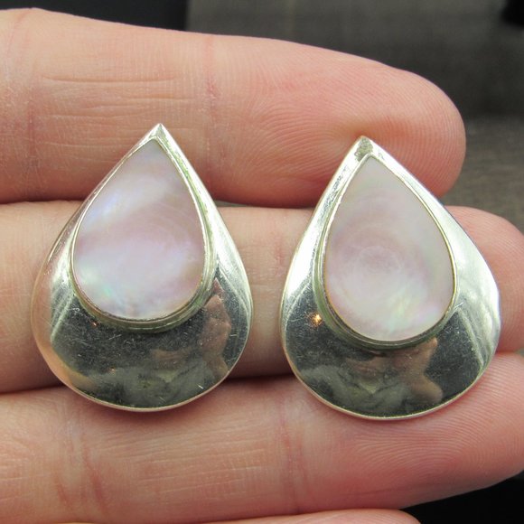 Sterling Silver Tear Shaped Pink Shell Inlay Earrings Vintage - Picture 1 of 6